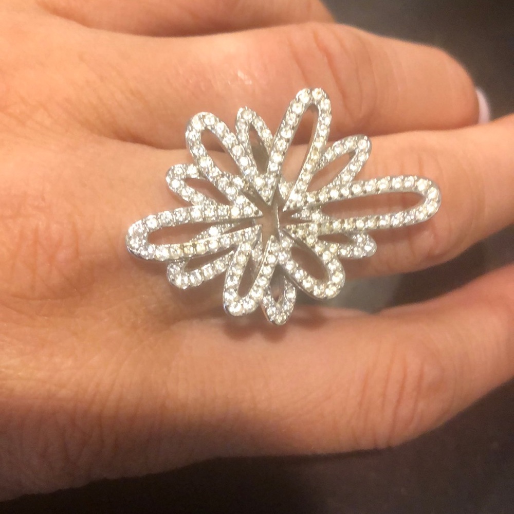 Women’s ring
